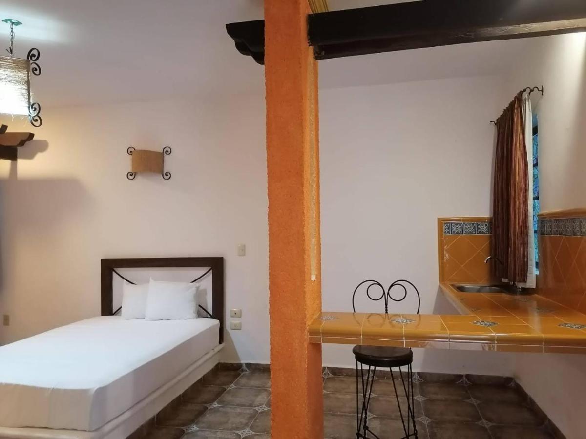 Alux Rooms Плая-дель-Кармен Экстерьер фото