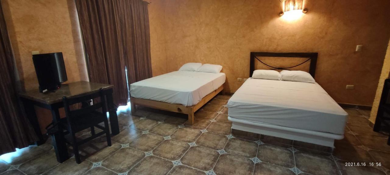 Alux Rooms Плая-дель-Кармен Экстерьер фото